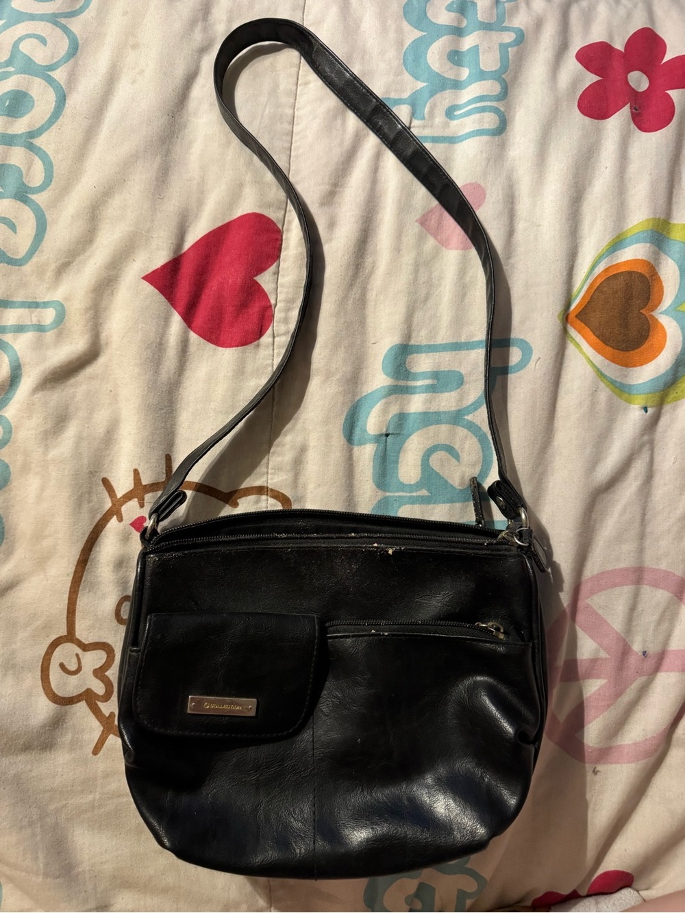 Black Leather Crossbody Shoulder Bag - Classic Everyday Style